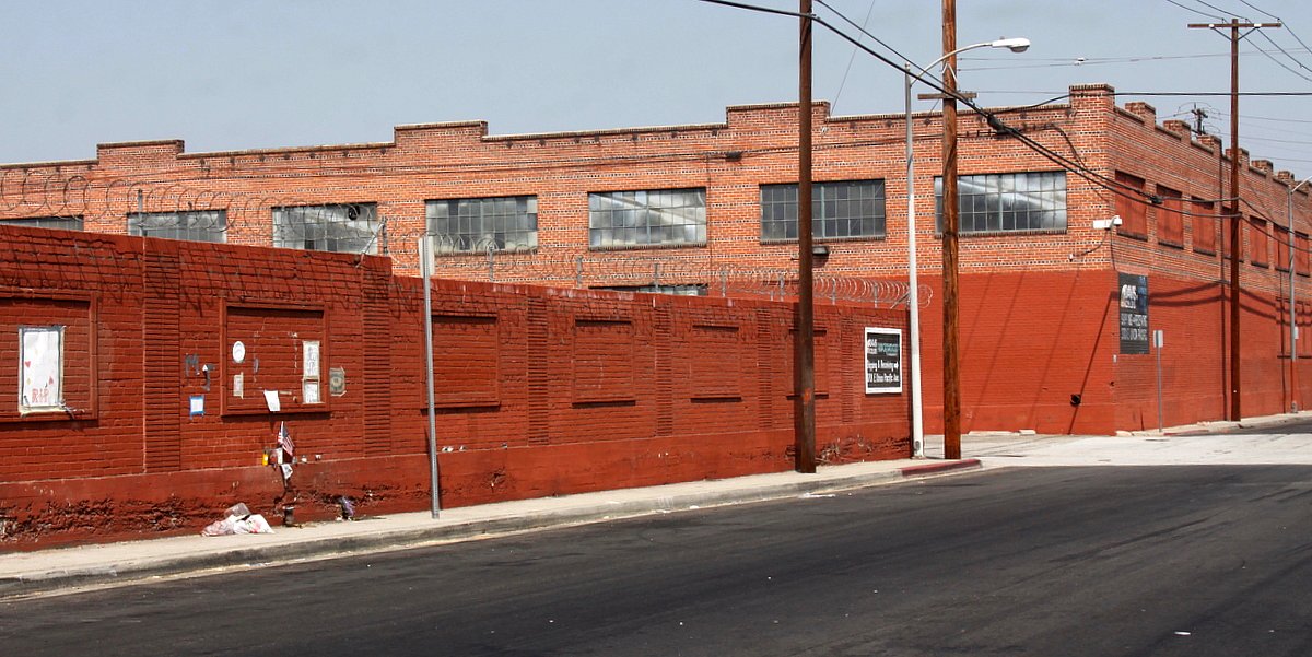 3701 Union Pacific Ave