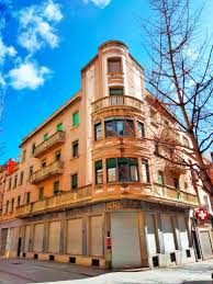 Edifici de la Creu Blanca