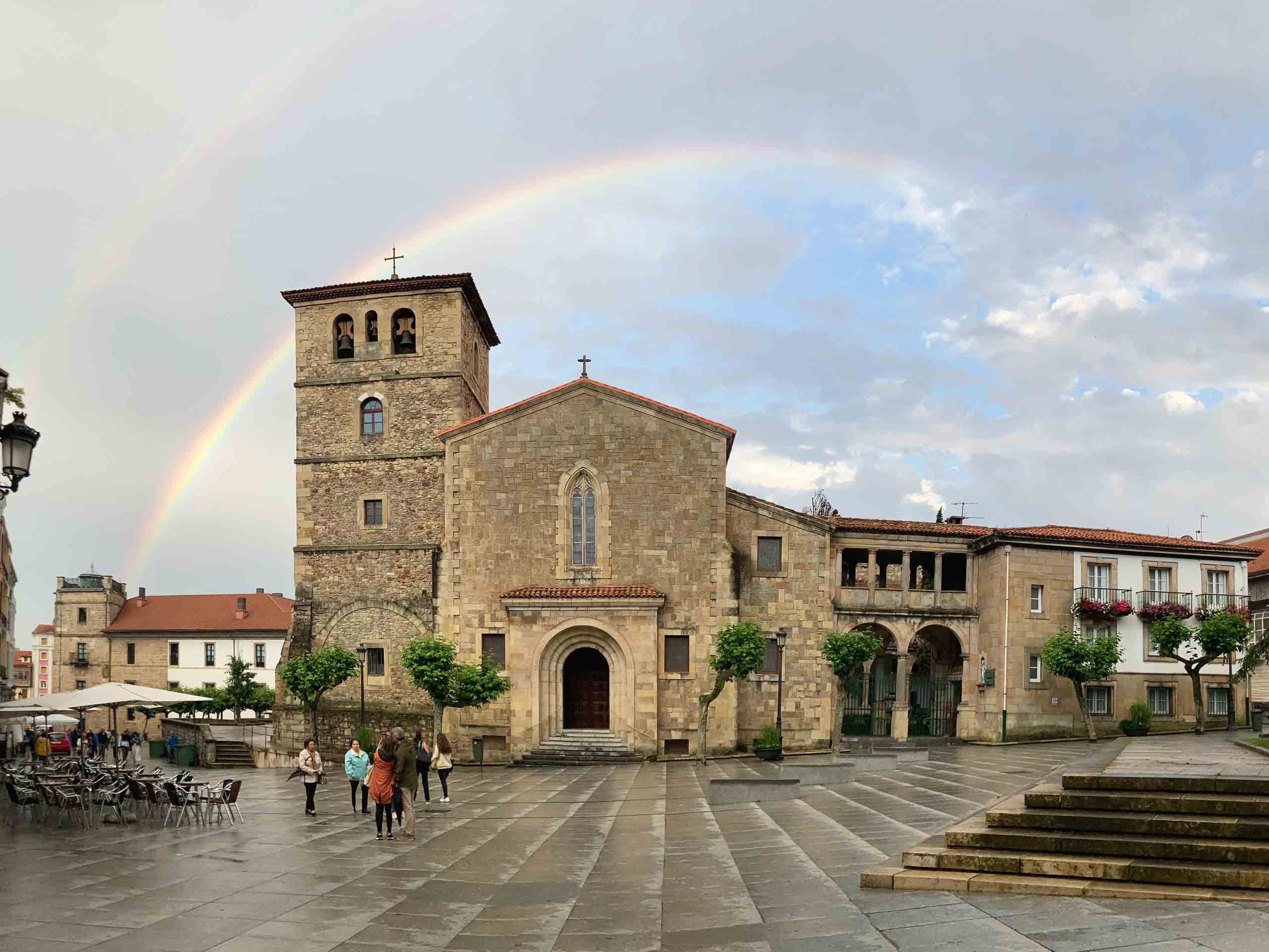 Plaza Domingo Álvarez Acebal